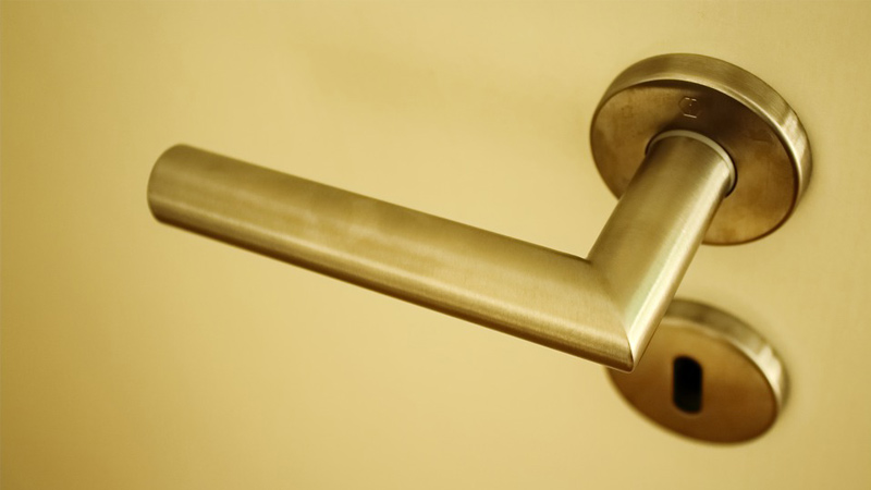 Guida alla scelta delle maniglie della porta